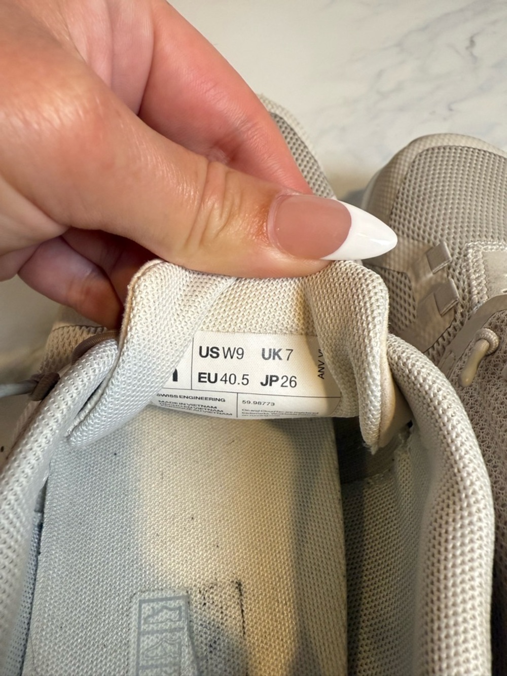 On cloud slip on running shoes - Picture 7 of 11